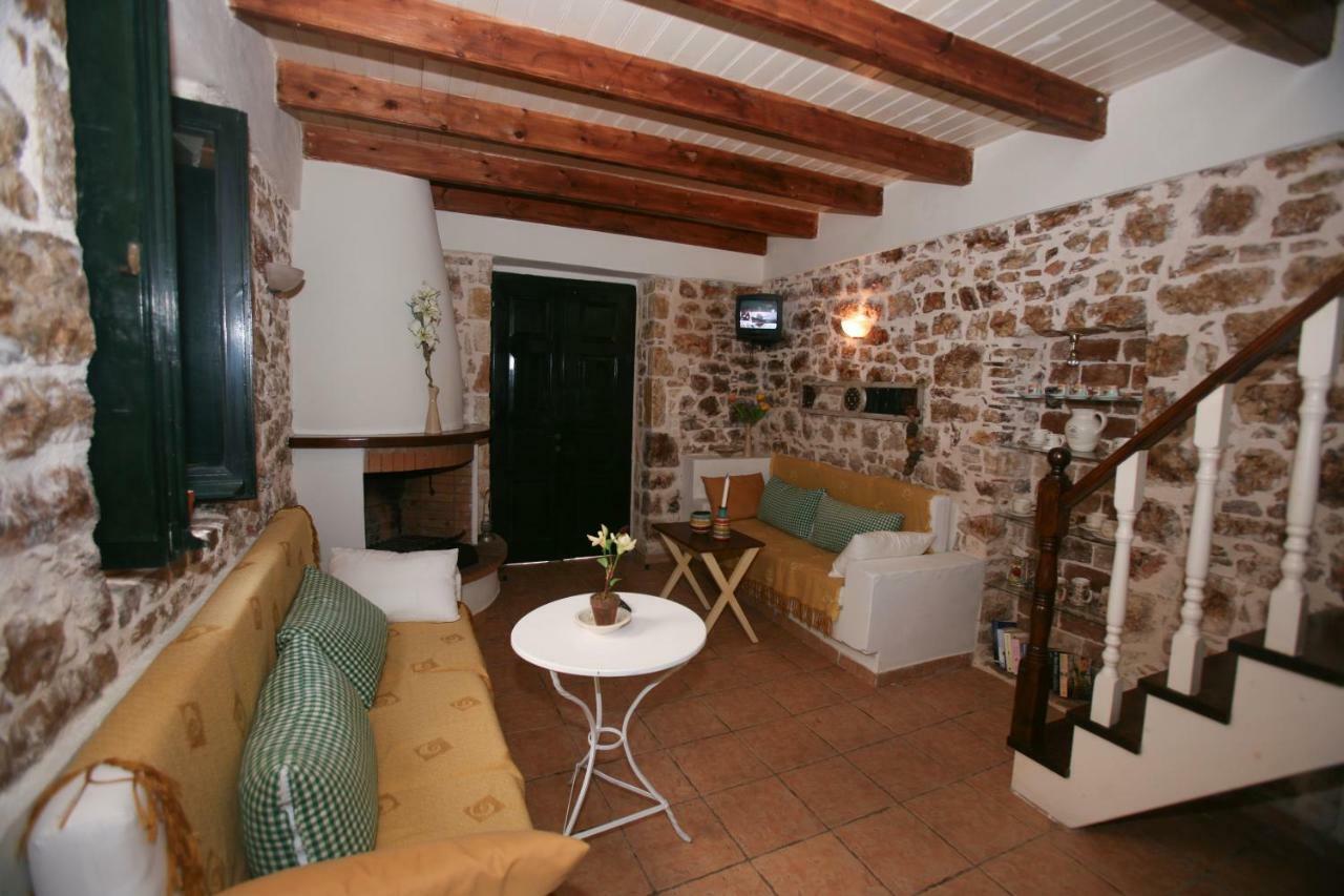 קאסיופי Christina'S Stone Cottage מראה חיצוני תמונה